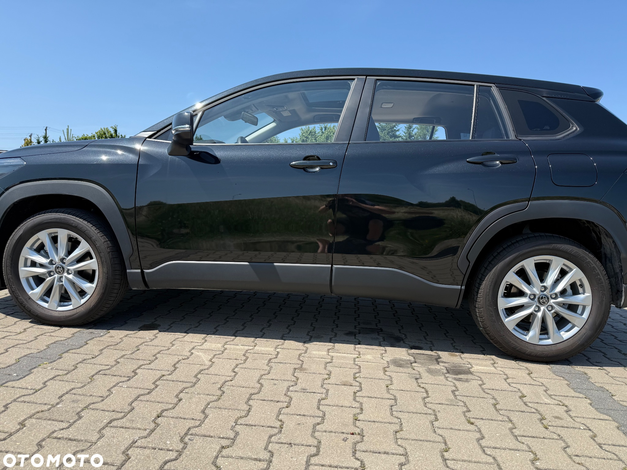 Toyota Corolla Cross - 16