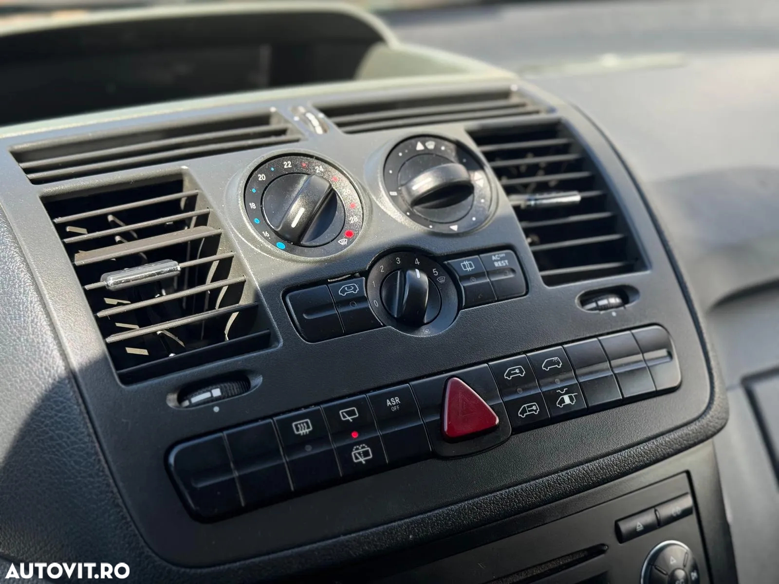 Mercedes-Benz Vito 113 CDI Kompakt Mixto - 40