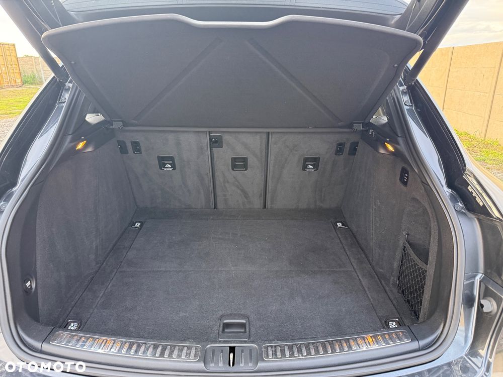 Porsche Macan S - 36