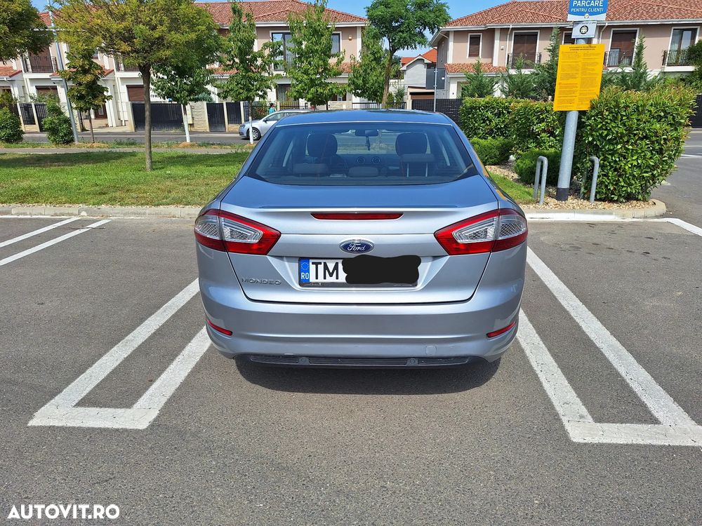 Ford Mondeo - 8