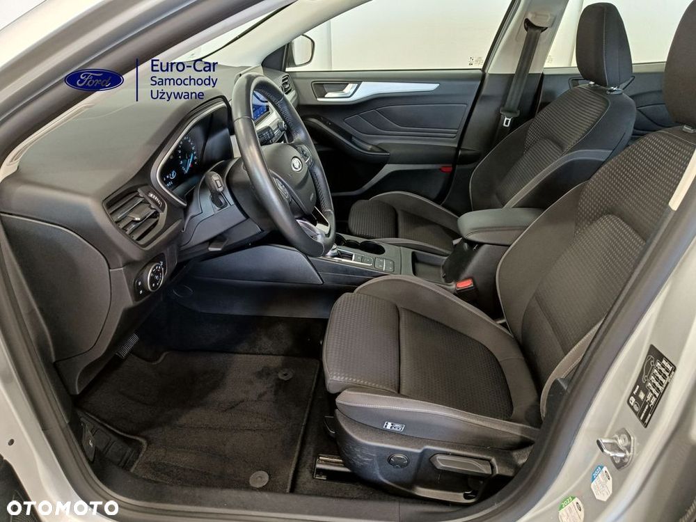 Ford Focus 2.0 EcoBlue STart-Stopp-System TITANIUM - 9