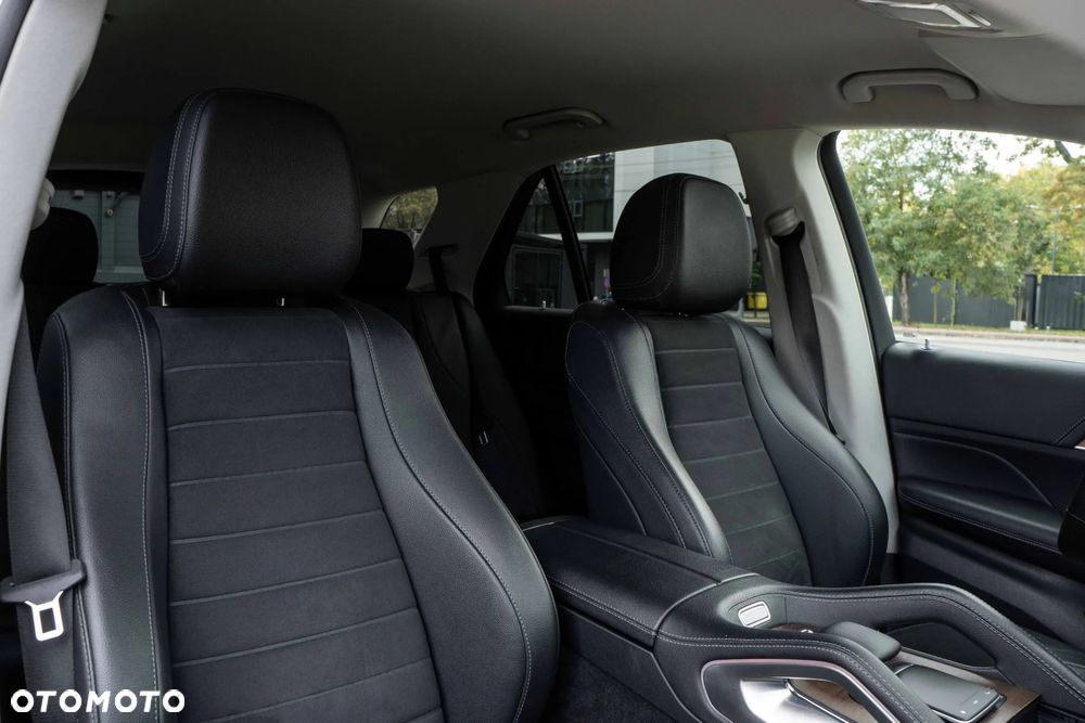 Mercedes-Benz GLE 300 d 4Matic 9G-TRONIC AMG Line - 17