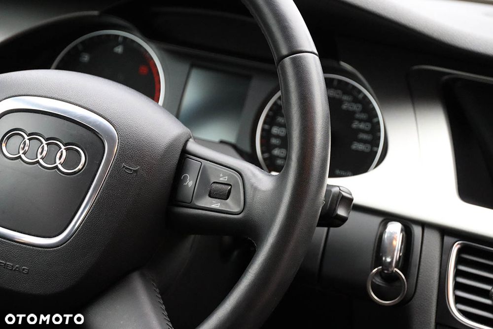 Audi A4 Limousine 2.0 TDI DPF Ambition - 33