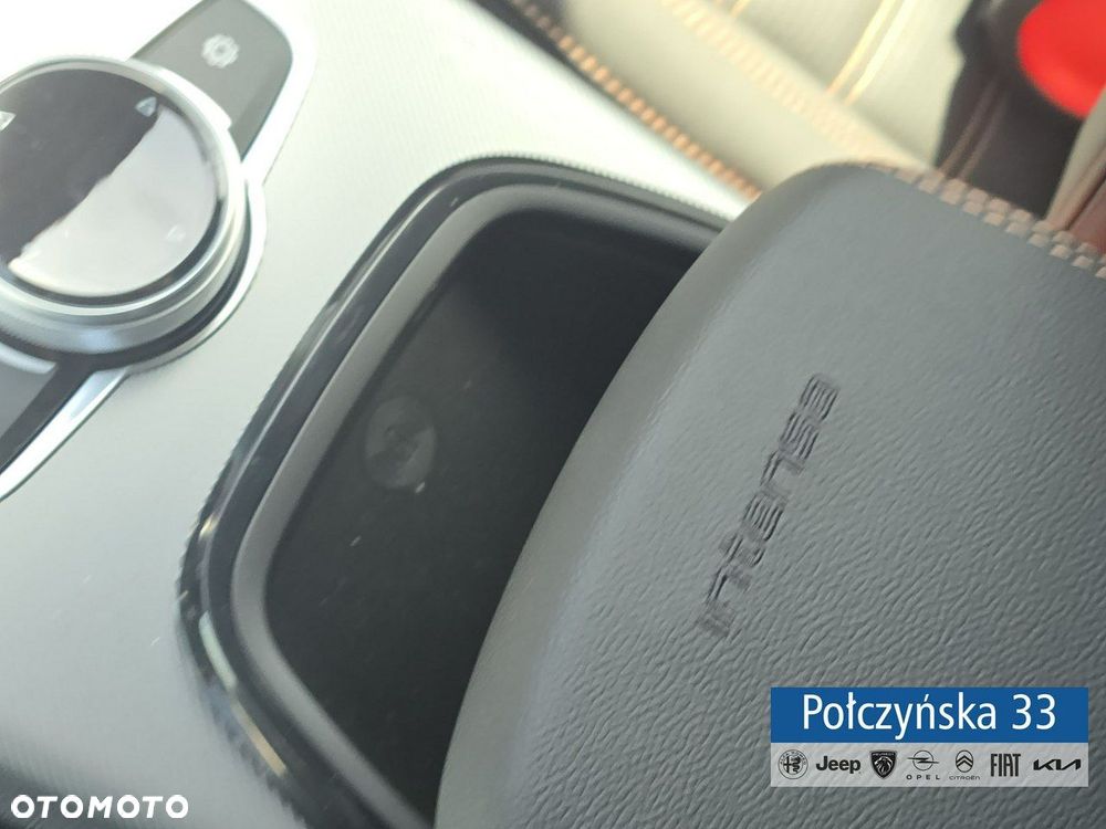 Alfa Romeo Stelvio - 16