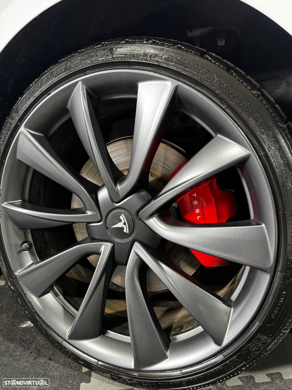 Tesla Model 3 Performance Dual Motor AWD - 26