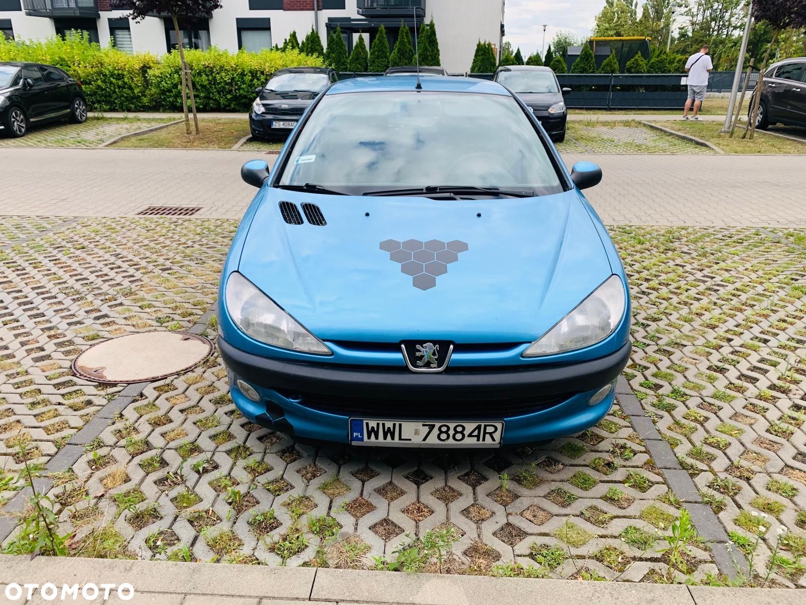 Peugeot 206 1.1 Mistral - 1