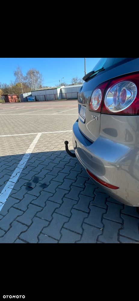 Volkswagen Golf Plus 2.0 TDI Comfortline - 7