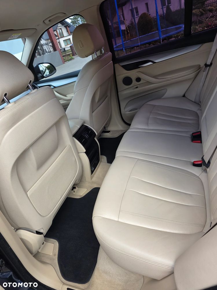 BMW X5 xDrive40d - 12