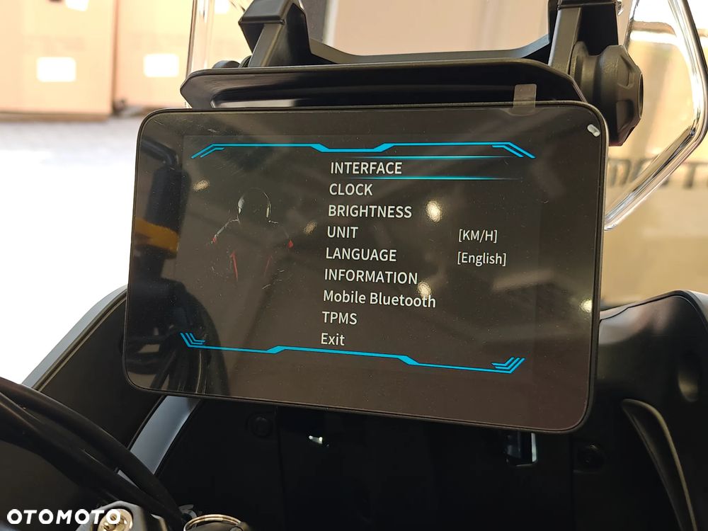 QJMOTOR SVT 650 - 19