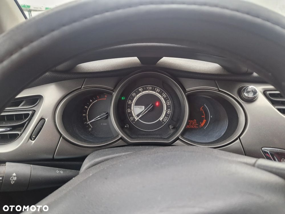 Citroën C3 1.6 BlueHDi Feel S&S - 10