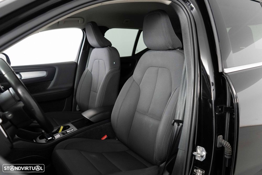 Volvo XC 40 1.5 T5 PHEV Momentum Plus - 8