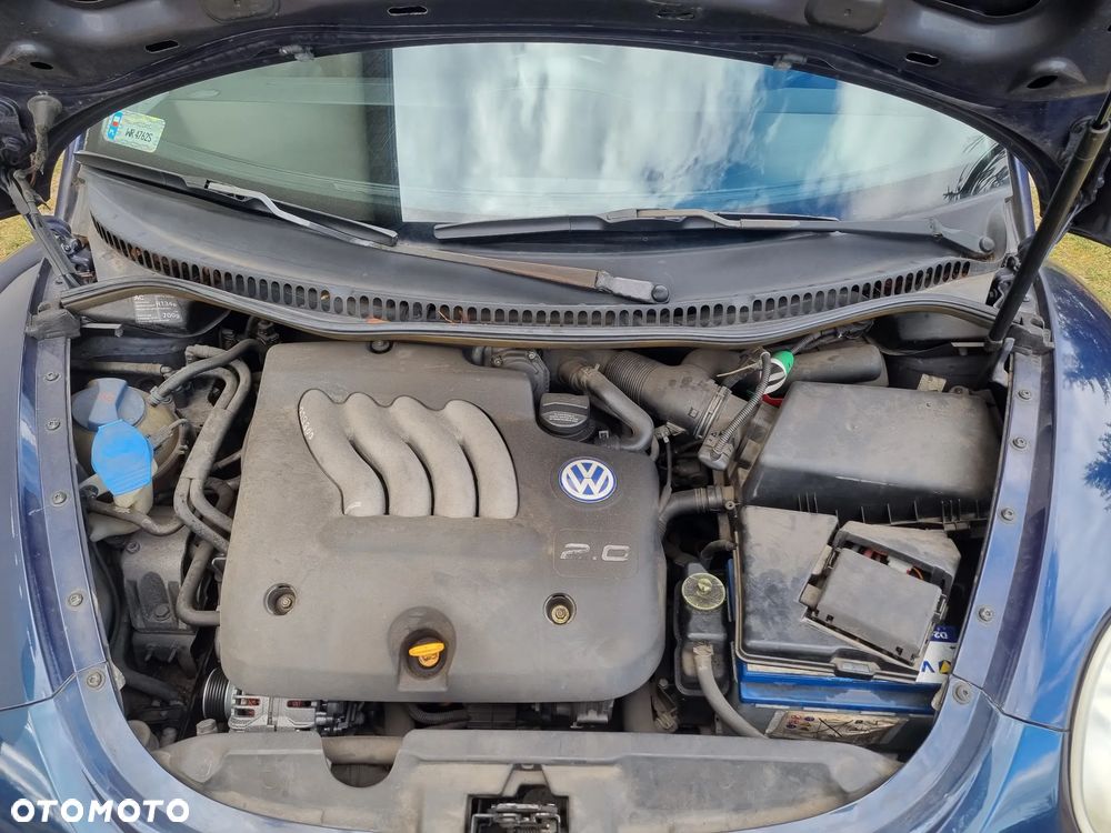 Volkswagen New Beetle - 17
