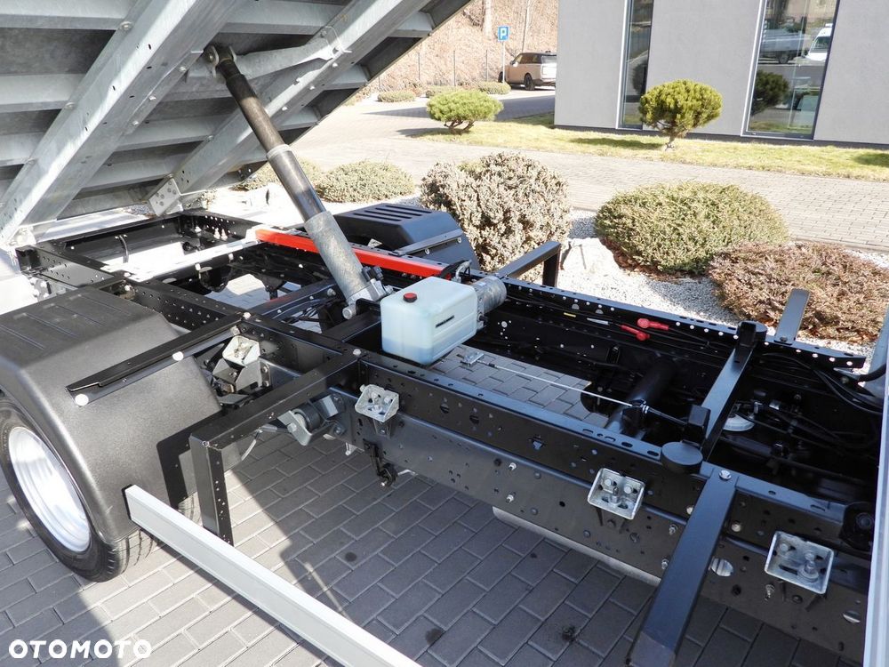 Iveco DAILY 35C14 WYWROTKA TEMPOMAT BLIŹNIACZE KOŁA KLIMATYZACJA  140KM - 23