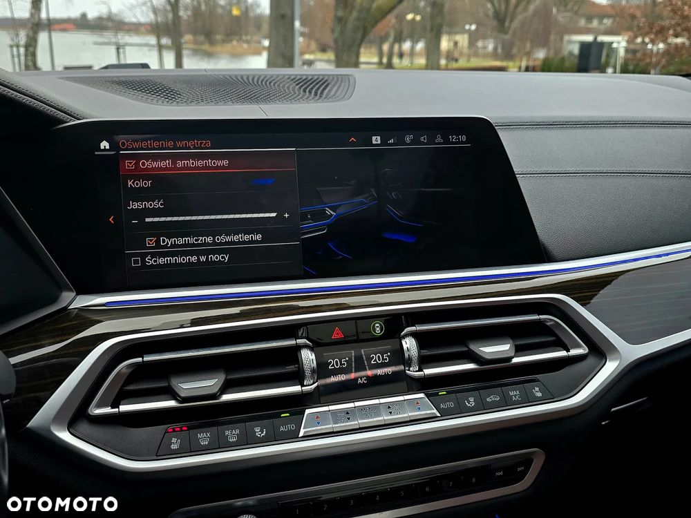 BMW X7 xDrive40i - 23