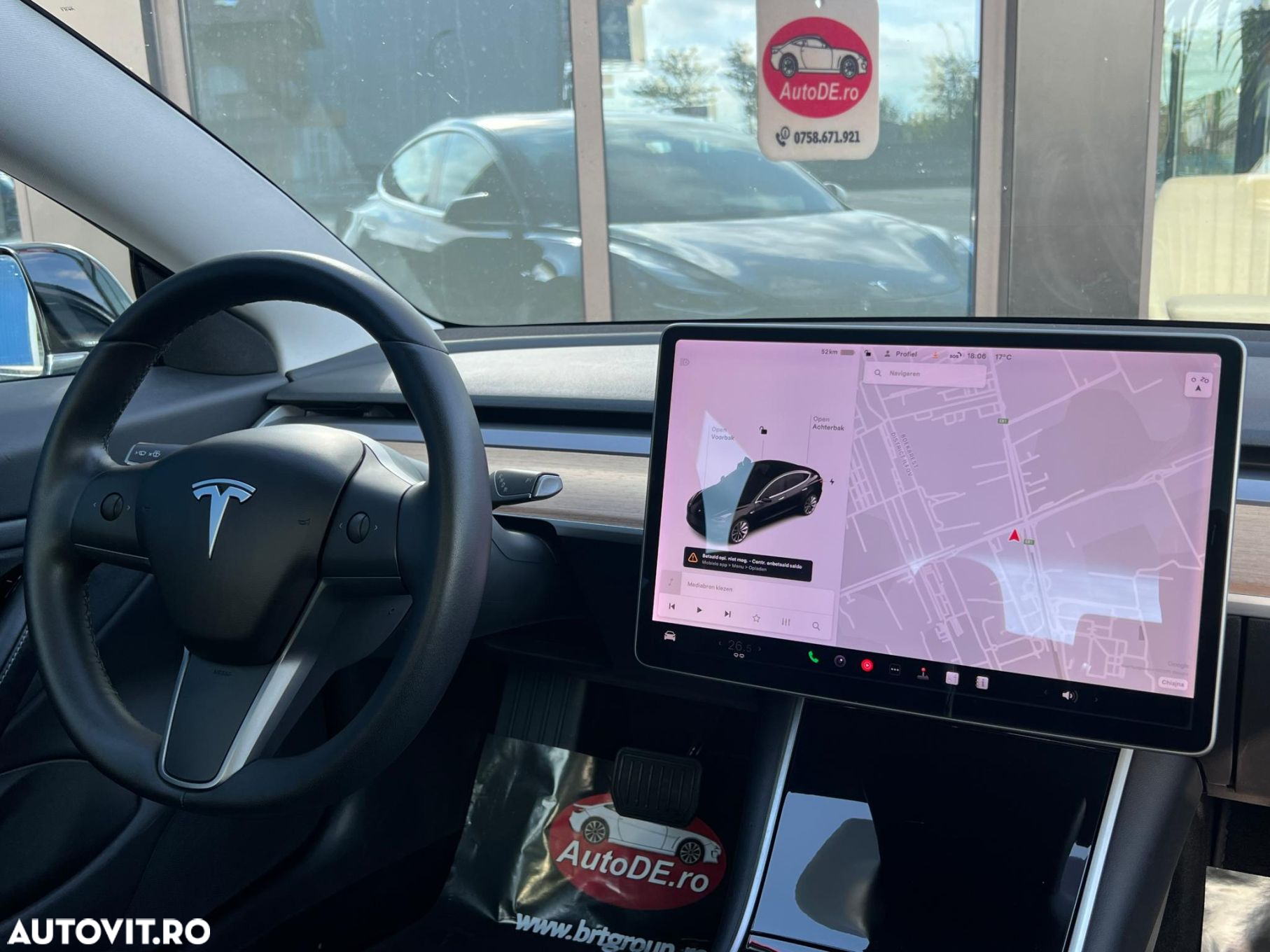 Tesla Model 3 - 11
