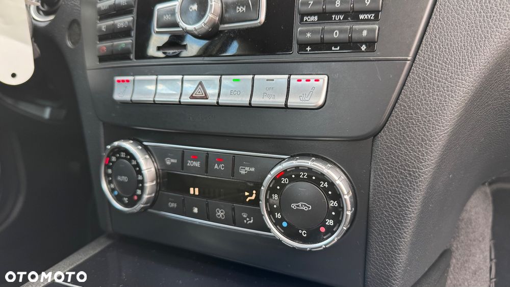 Mercedes-Benz Klasa C 180 Coupe BlueEFFICIENCY - 31