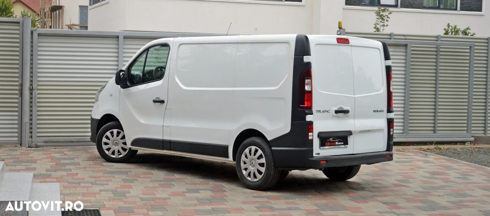 Renault Trafic - 13