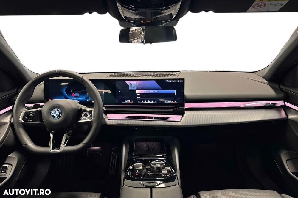 BMW i5 xDrive40 - 12