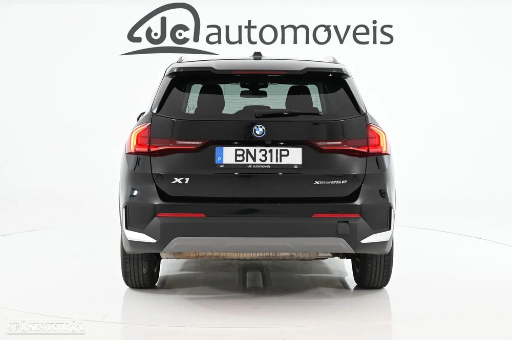 BMW X1 xDrive25e - 9