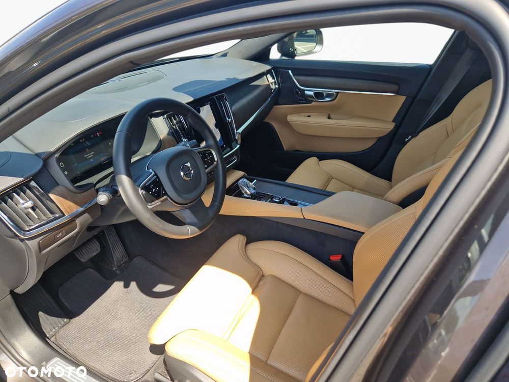 Volvo V90 Cross Country - 9