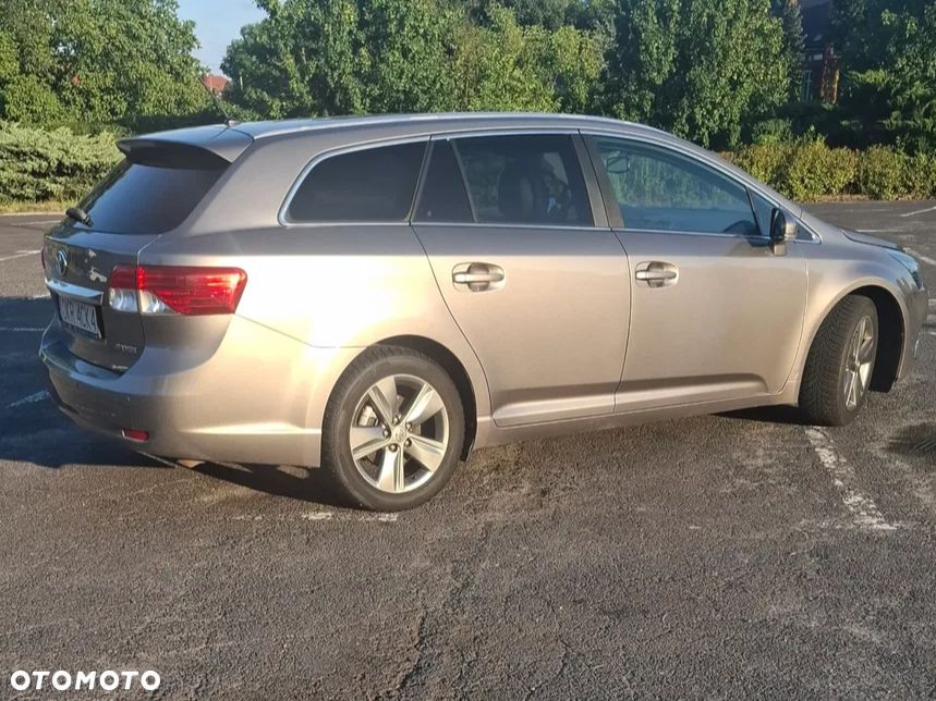 Toyota Avensis - 3