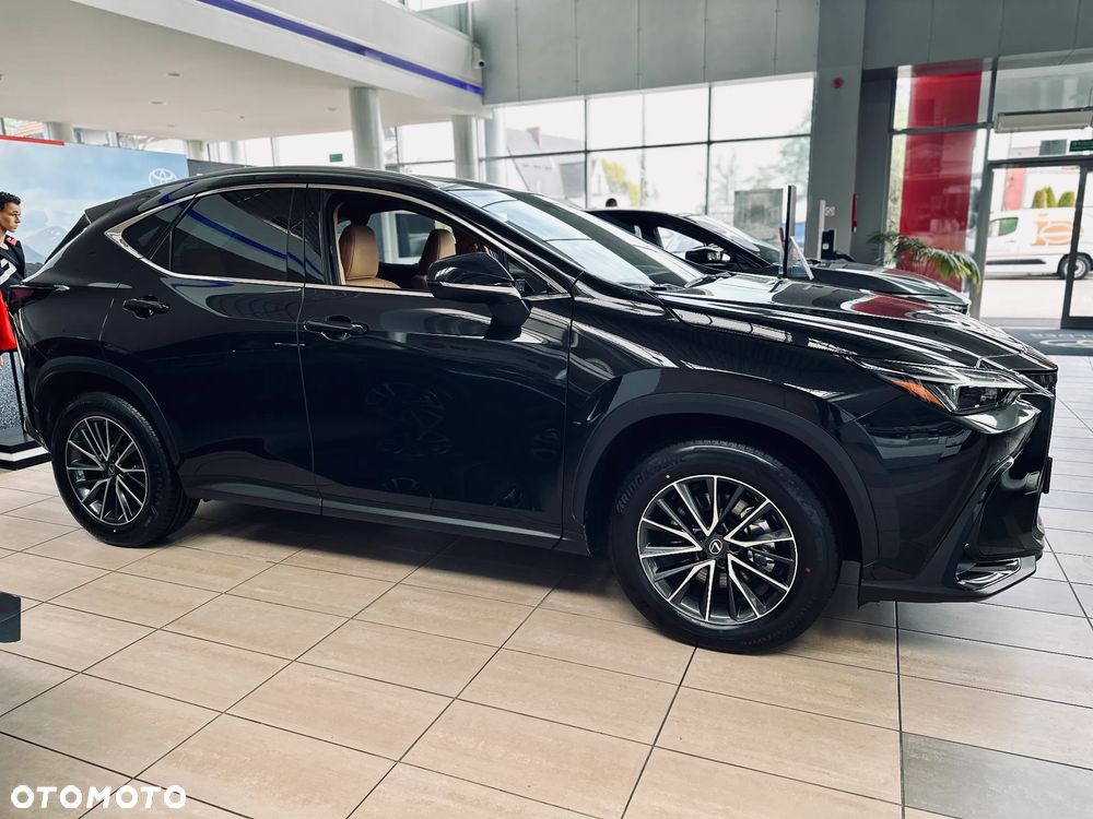 Lexus NX 350h Prestige 2WD - 2