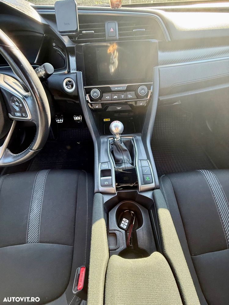 Honda Civic 1.5 VTEC Turbo Sport Plus - 19