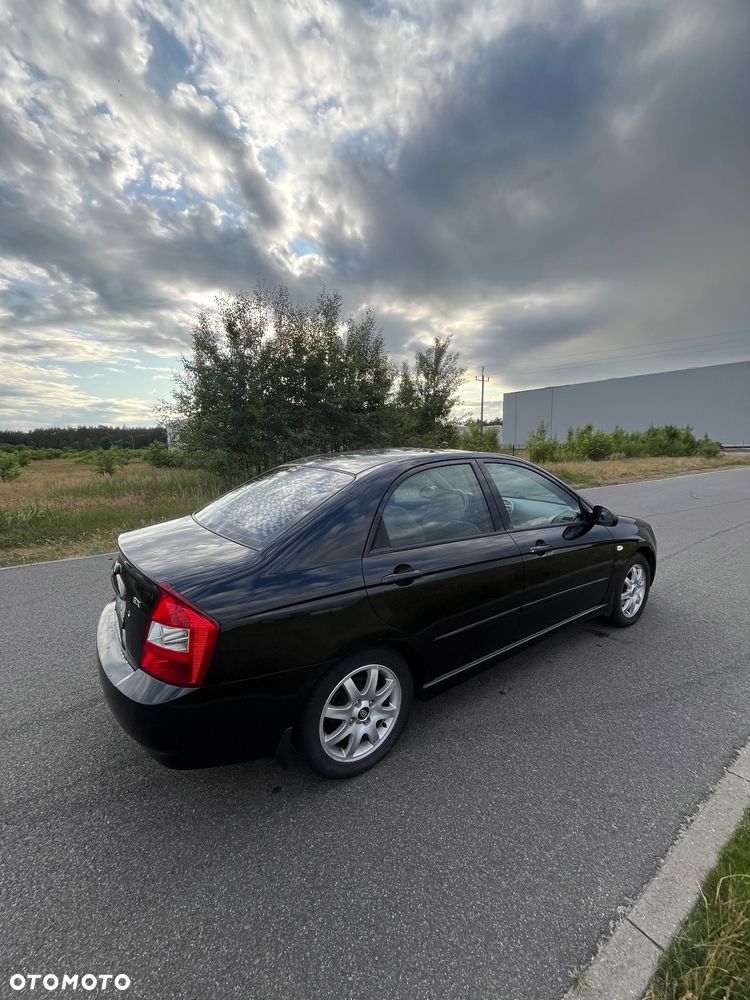 Kia Cerato 2.0 EX - 9