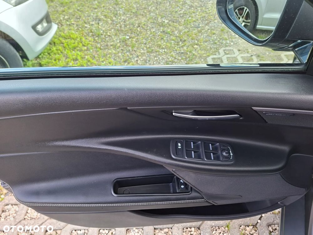 Jaguar XF 2.0 i4D AWD R-Sport - 19