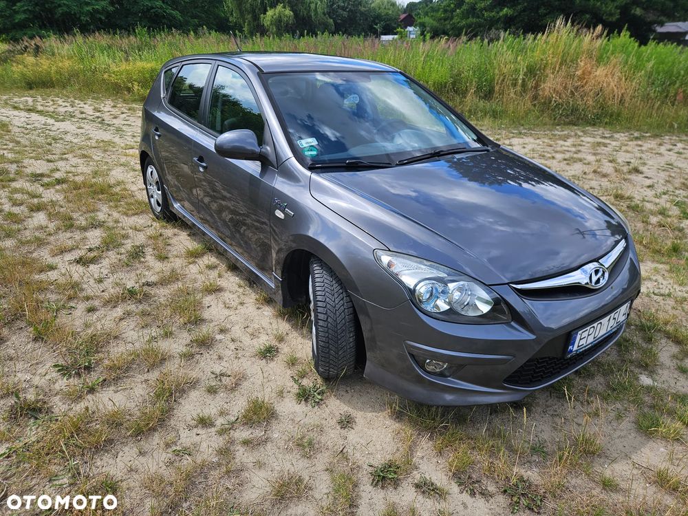 Hyundai i30 1.4 Base + World Cup - 1