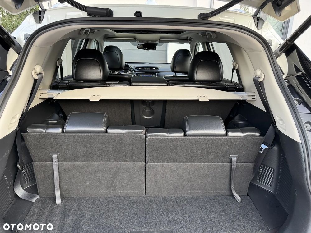 Nissan X-Trail 1.6 DIG-T Tekna 2WD 7os - 14