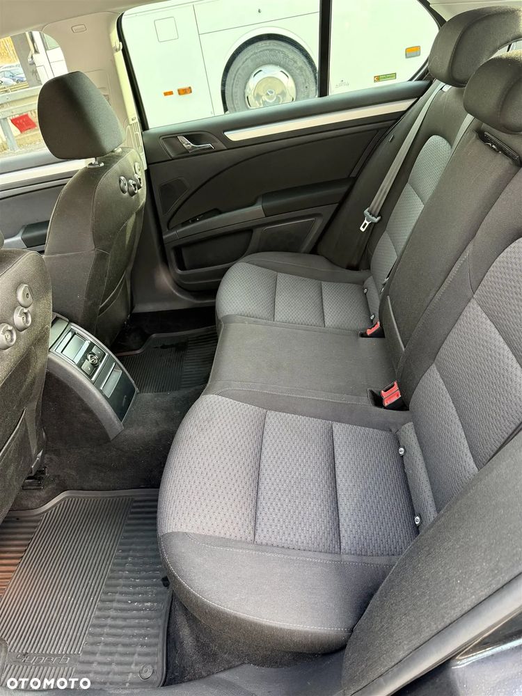 Skoda Superb 2.0 TSI Elegance DSG - 8