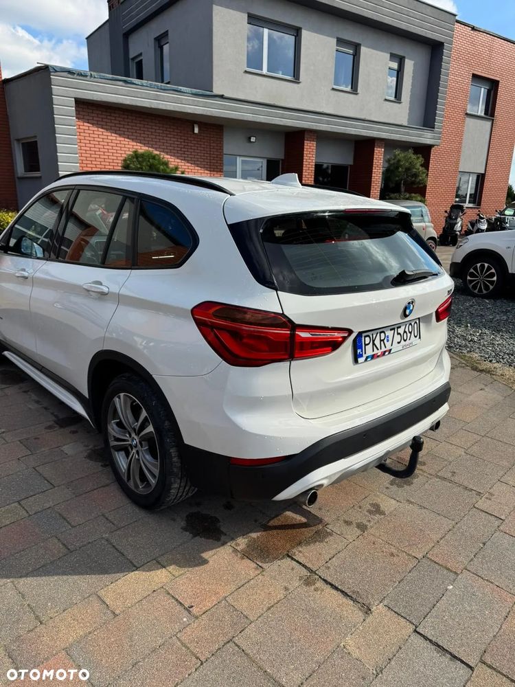 BMW X1 xDrive20d - 4