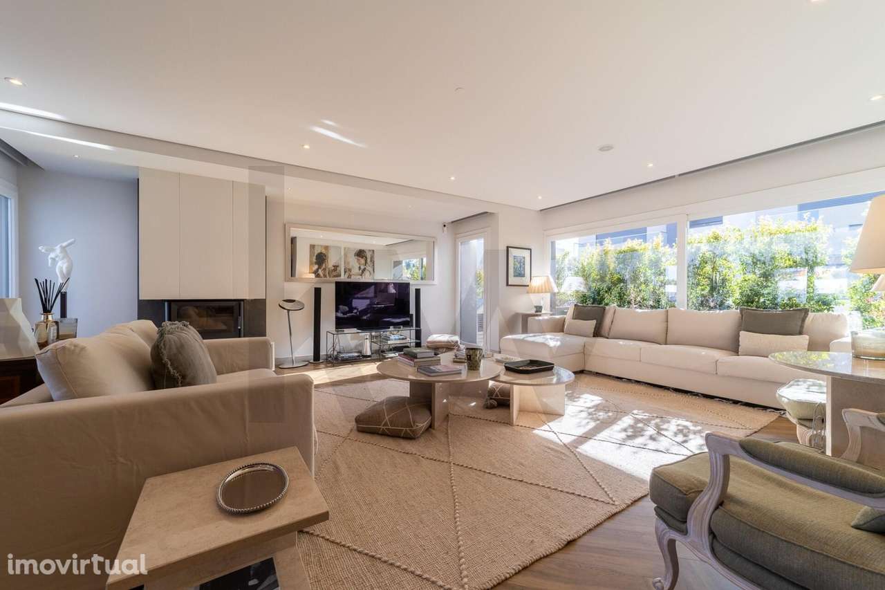 Moradia T4+1 em Condomínio - Grande imagem: 3/40