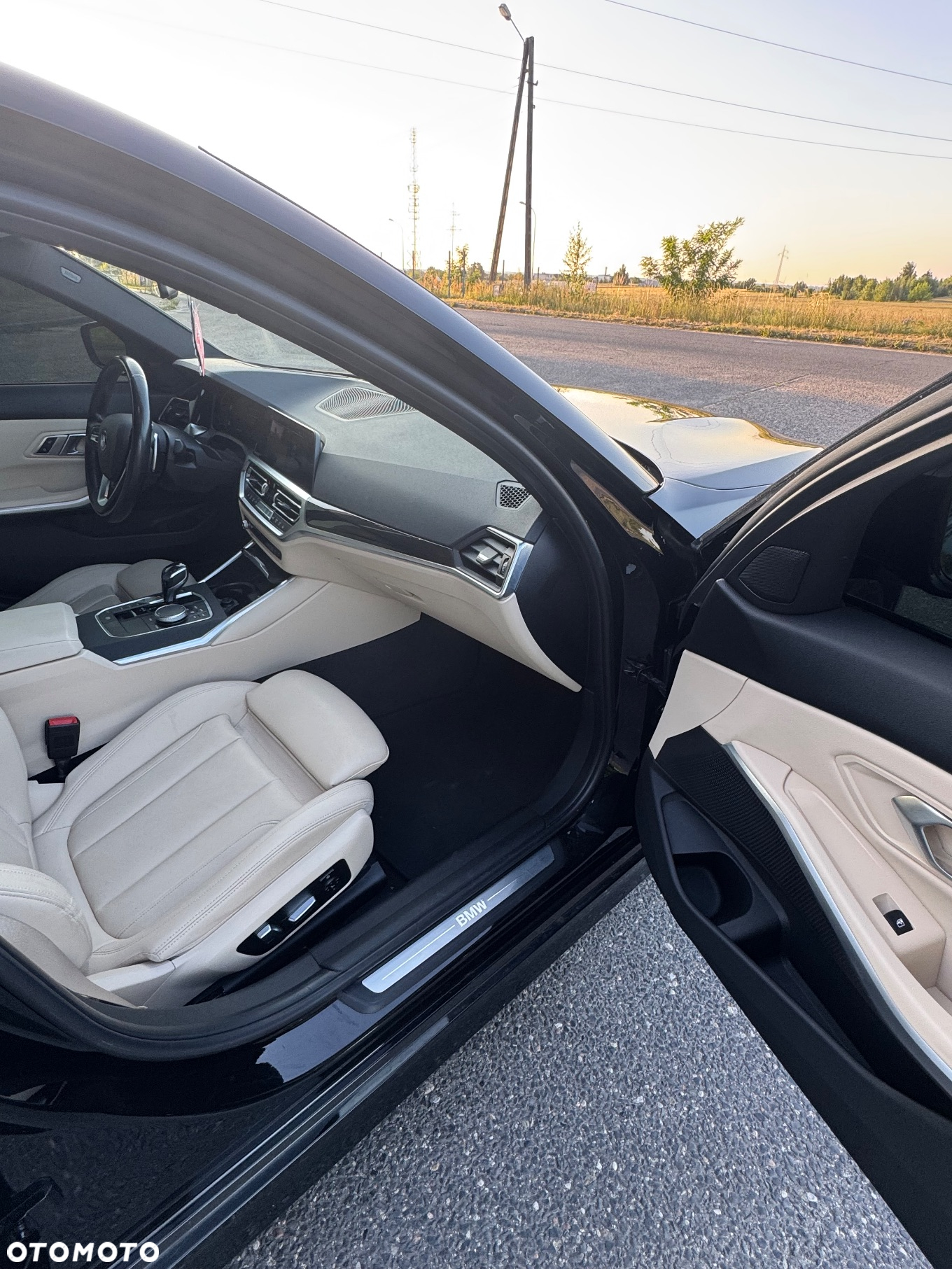 BMW Seria 3 330i Sport Line - 18