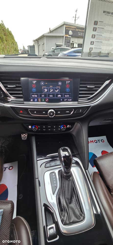 Opel Insignia 2.0 BiTrb D 4x4 Automatik Exclusive - 25