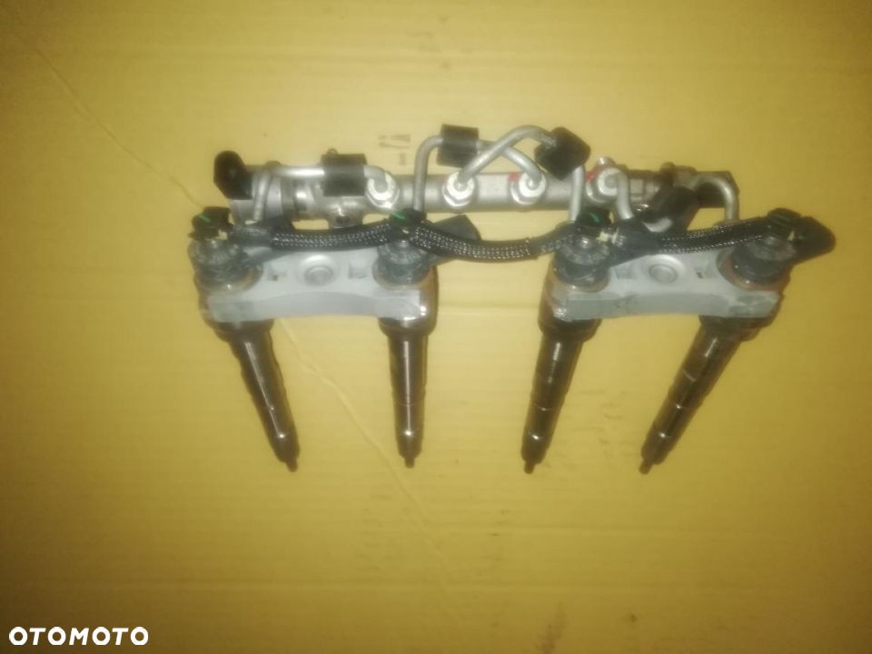 wtrysk wtryskiwacz audi vw 2.0 tdi 04L130277E - 3