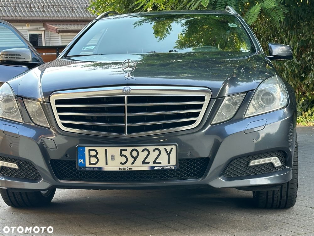Mercedes-Benz Klasa E 350 CDI DPF BlueEFFICIENCY 7G-TRONIC Avantgarde - 3