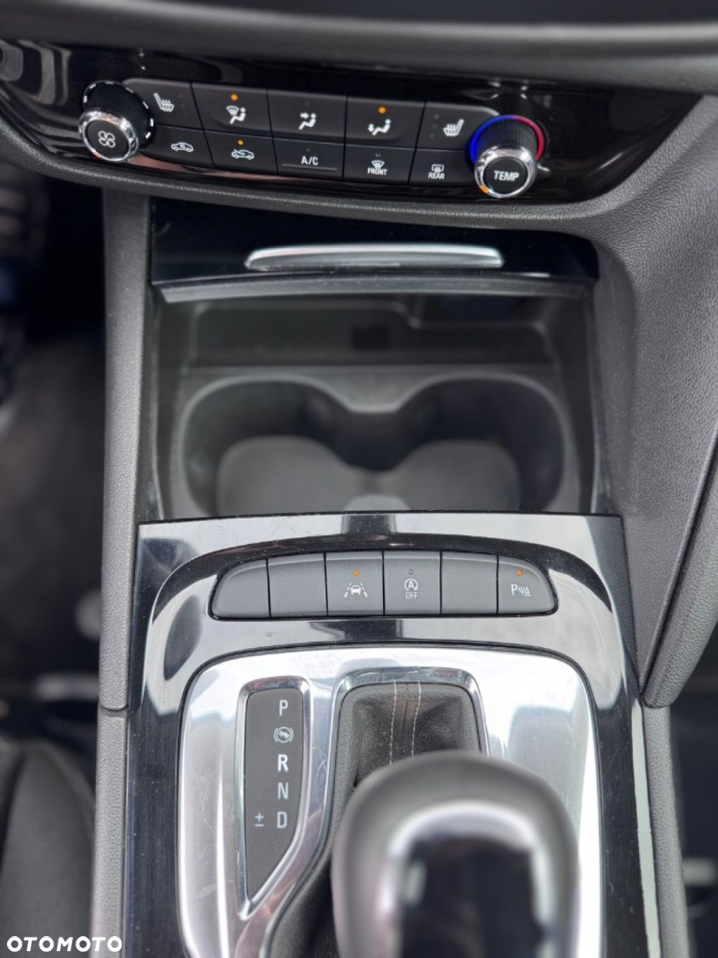 Opel Insignia - 34