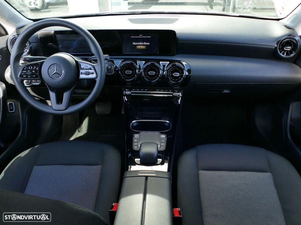 Mercedes-Benz A 250 Limousine e - 38