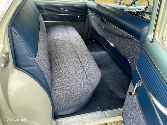 Ford Crestline - 20
