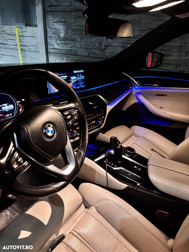 BMW Seria 5 520d AT - 21