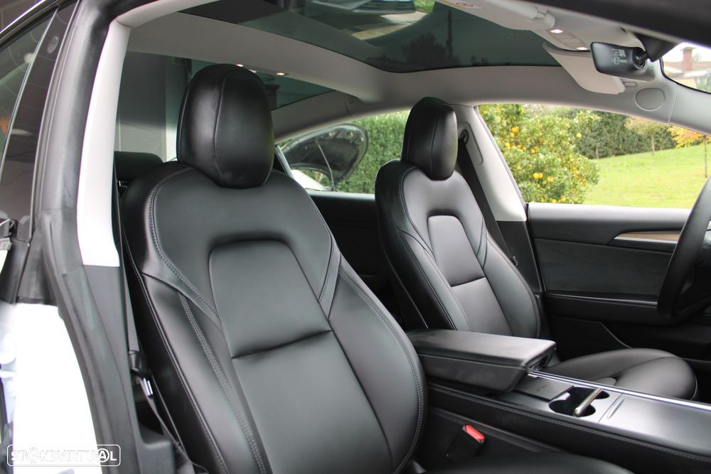 Tesla Model 3 Long Range AWD Dual Motor - 26