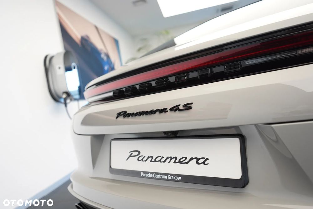 Porsche Panamera - 36