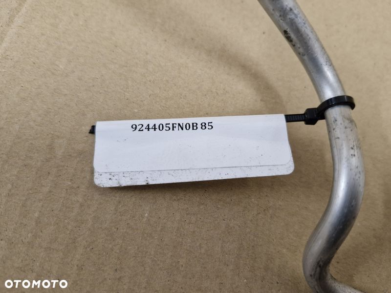 NISSAN MICRA K14 V 5 0.9 TCE PRZEWÓD RURKA WĄŻ KLIMATYZACJI 924405FN0B - 9