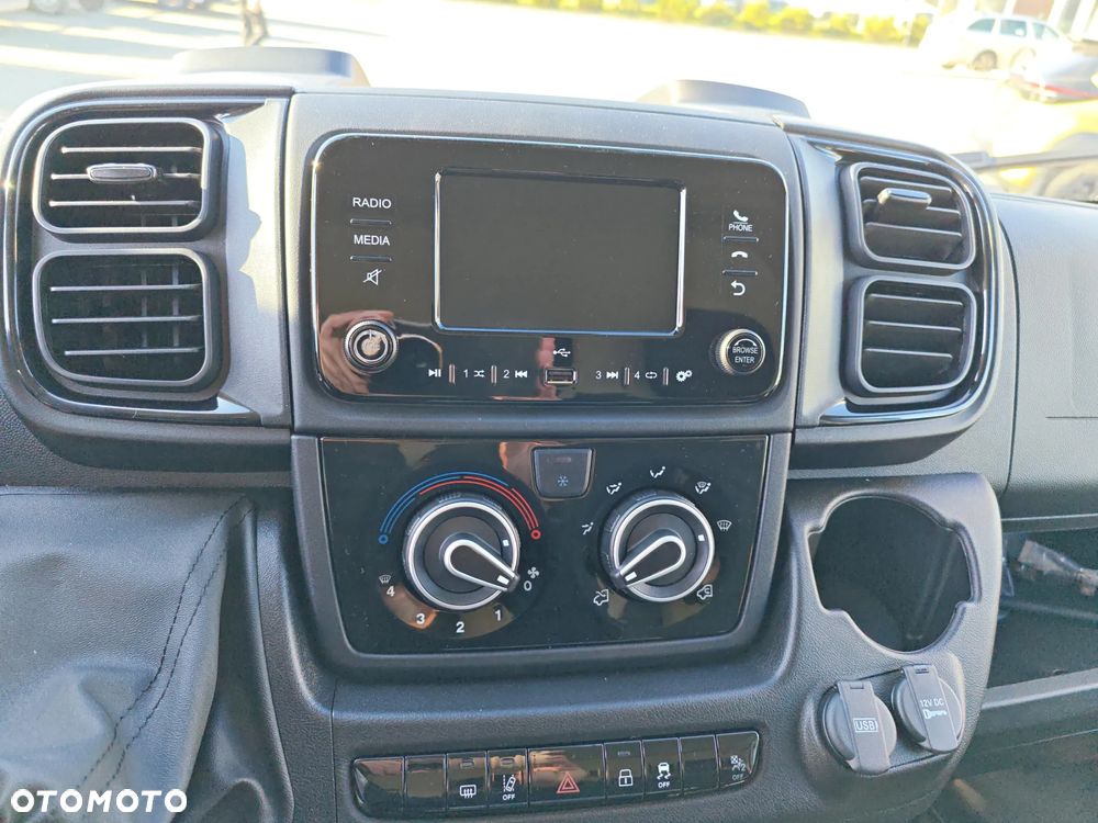 Toyota Proace Max - 12