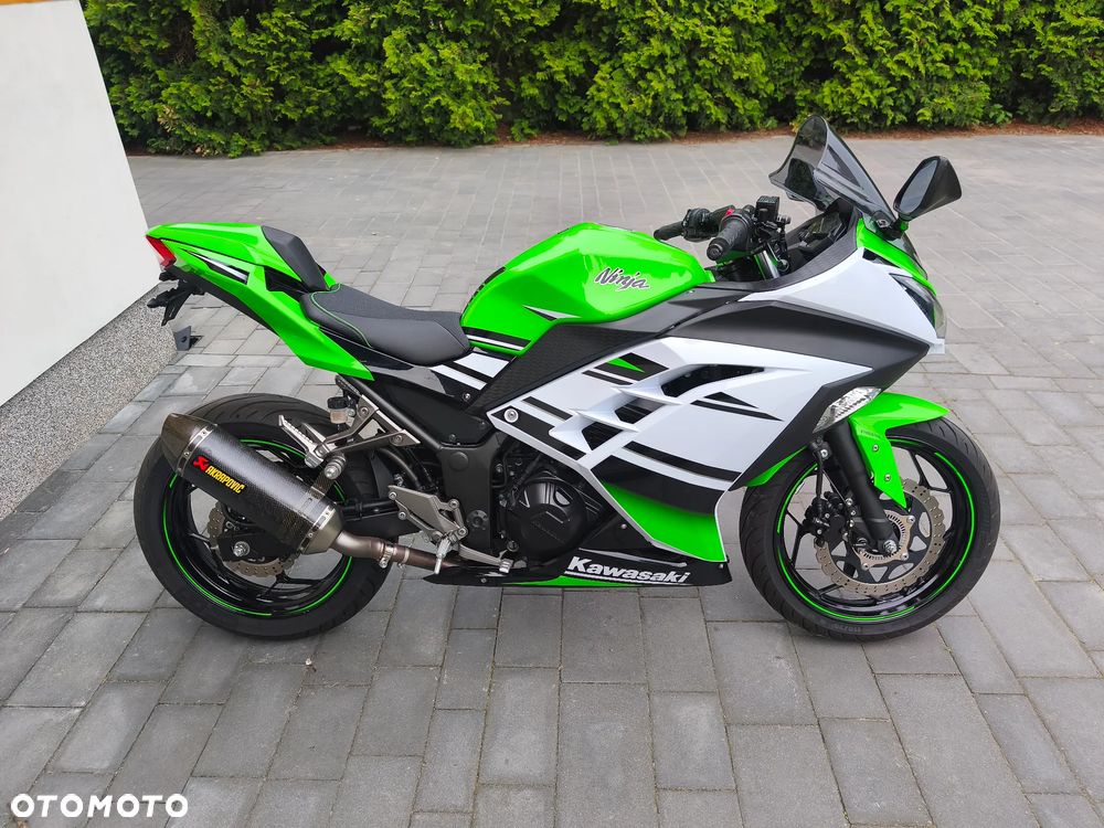 Kawasaki Ninja 300 ABS - 2