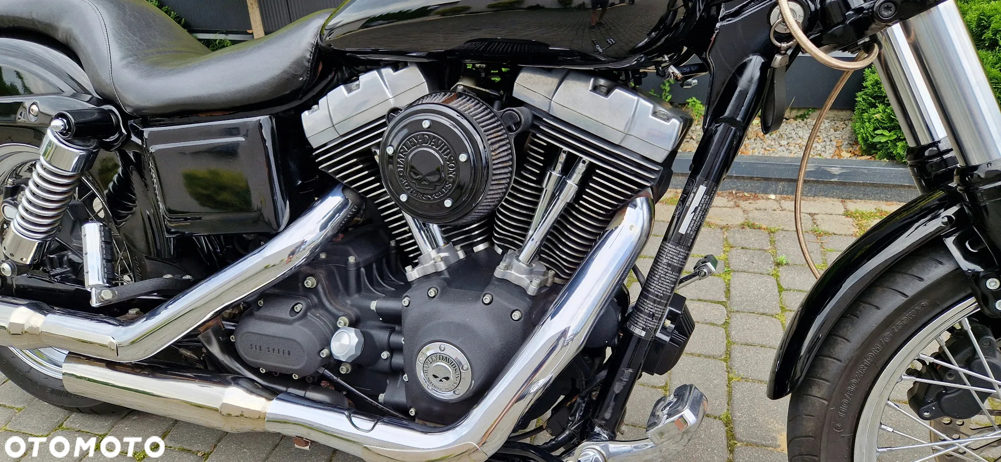 Harley-Davidson Dyna Street Bob - 21