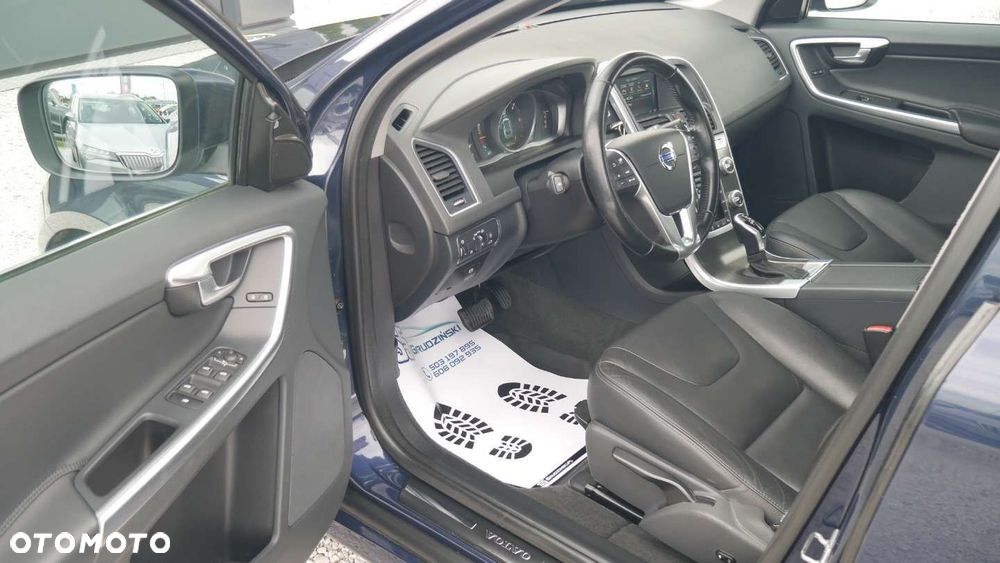Volvo XC 60 - 11