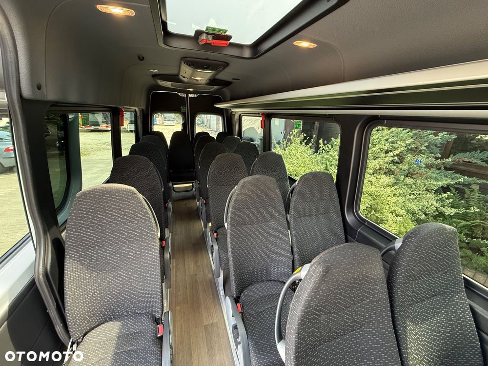 Mercedes-Benz SPRINTER 516 - 12